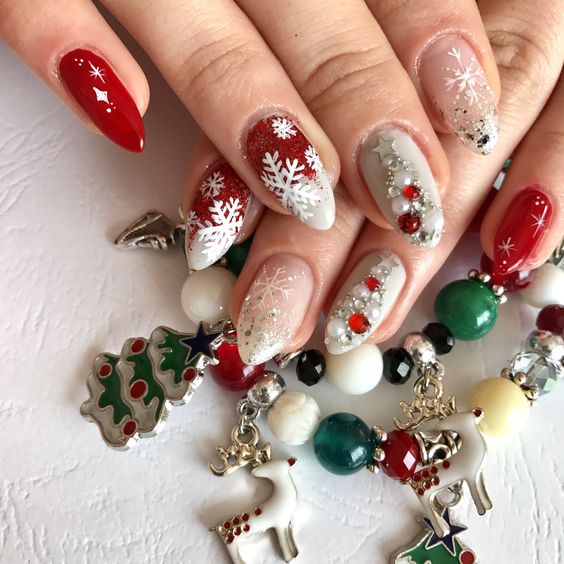 Festival White & Poinsettia Red Rhinestone on Nails – Strass Wholesale for  Nail Arts